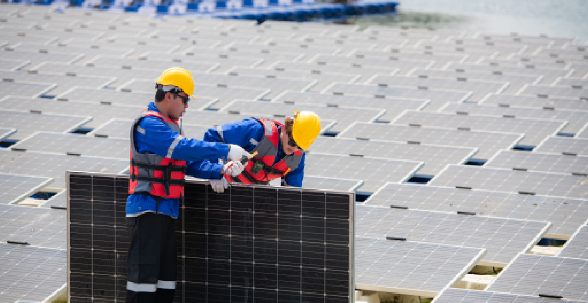 Diagram showing the assembly layers in pv panel construction