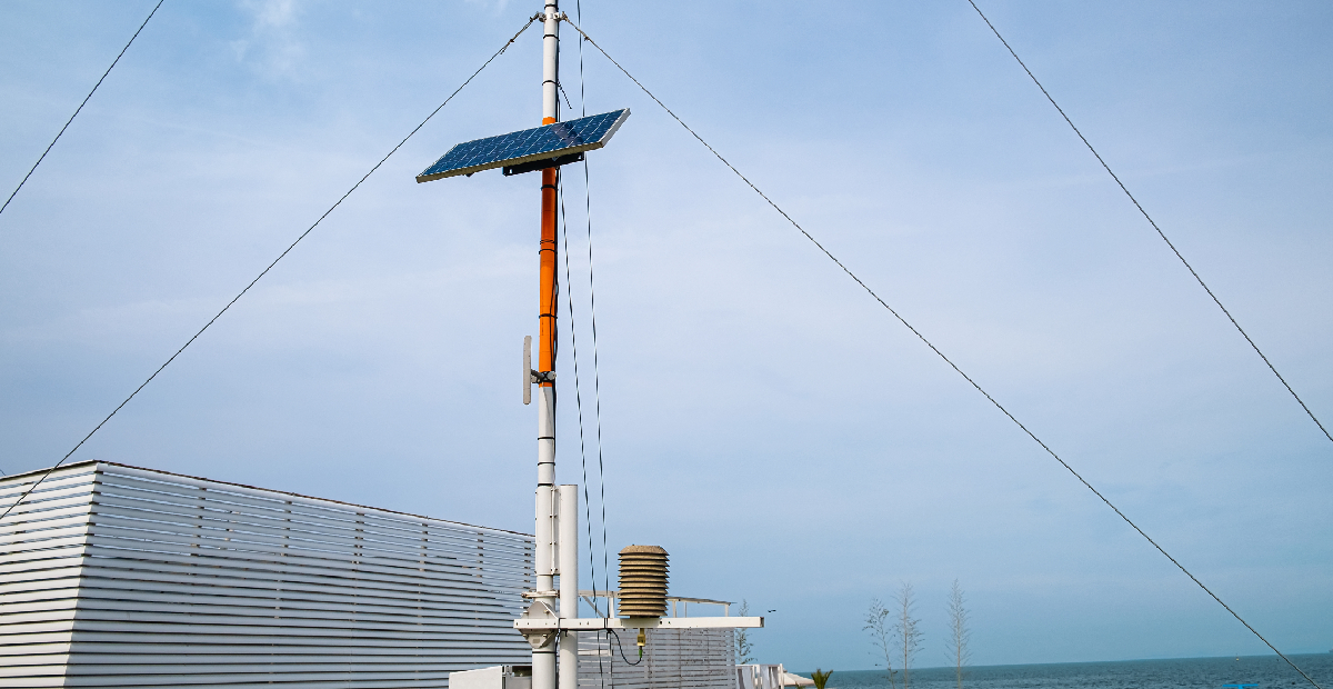 Technical diagram of a solar power plant installation for an industrial mini mast